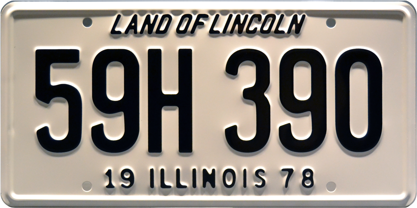 59h 390 Prop Plate Movie Memorabilia From Halloween - Halloween / Michael Myers / Insane Asylum Station Wagon (2048x1170), Png Download
