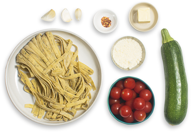 Fresh Basil Fettuccine With Sautéed Cherry Tomatoes - Fettuccine (700x477), Png Download