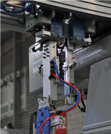 With Over 20 High-capacity Molding Machines And 600 - Wire (800x471), Png Download