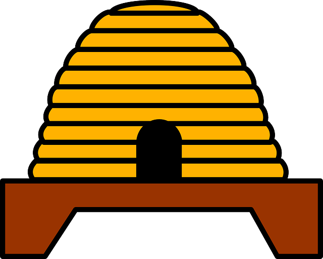 Home, Classic, Cartoon, Bee, Insect, Beehive - Casa De Una Abeja (640x513), Png Download