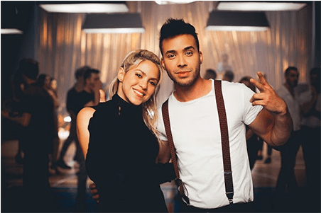 Prince Royce & Shakira Release “deja Vu” Music Video - Prince Royce Deja Vu (600x300), Png Download