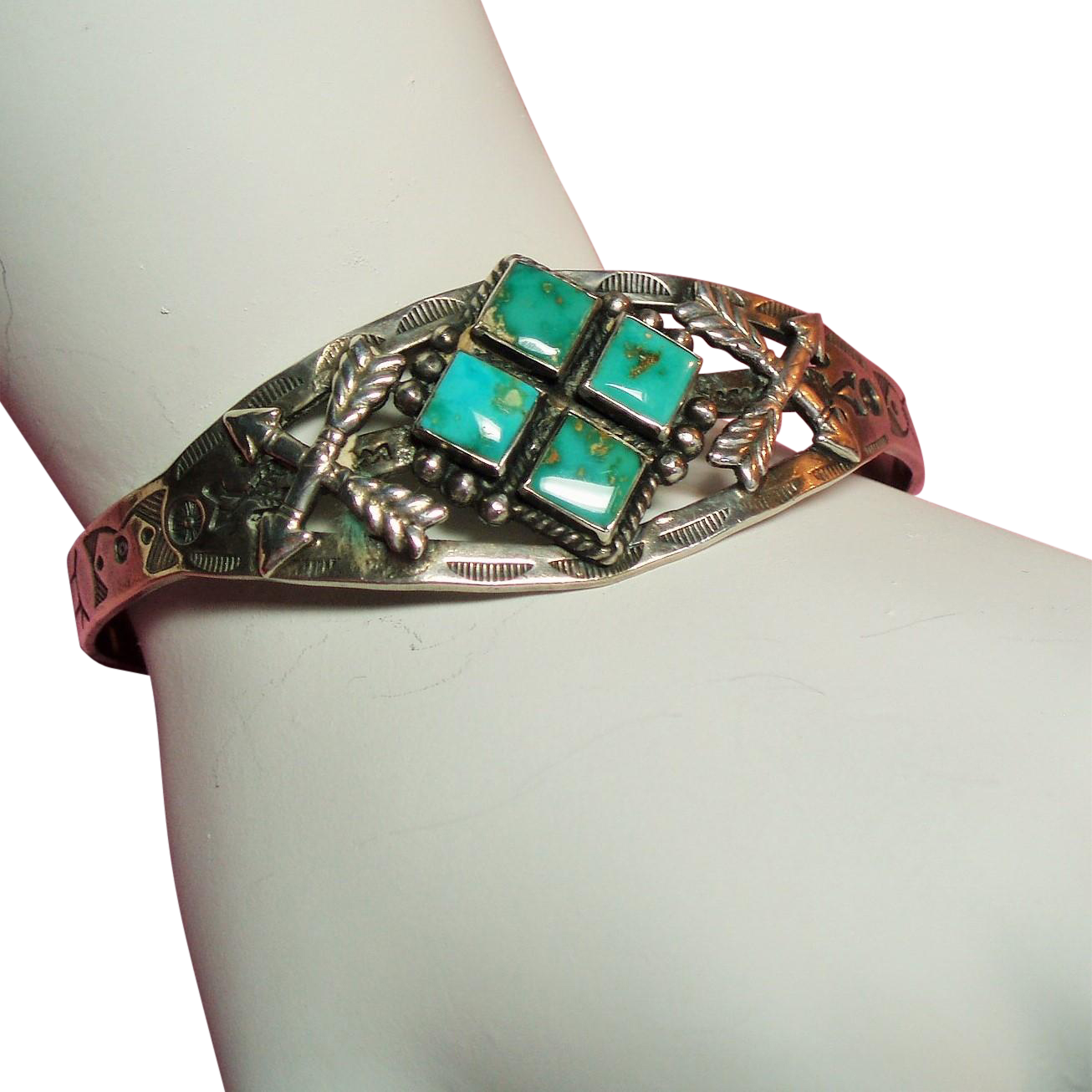 Vintage Native American Turquoise Crossed Arrows Sterling - Turquoise (1306x1306), Png Download