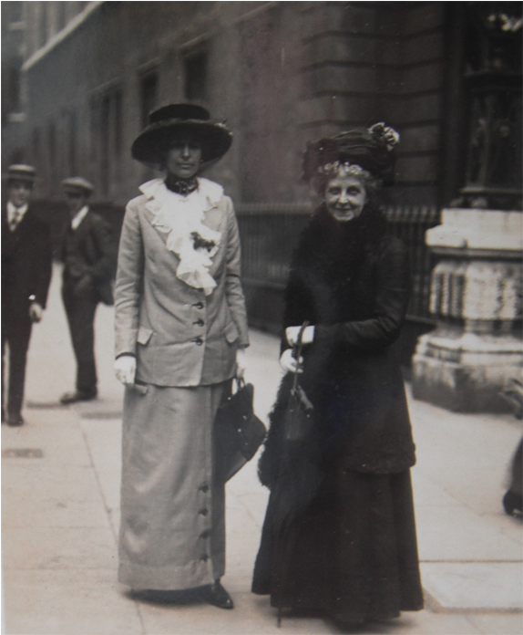 The End Of Horror And The Start Of A New World - Vintage Clothing (800x716), Png Download