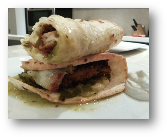 Chicken Milanese Quesadilla - Milanesa (554x456), Png Download