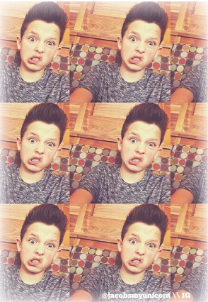 Model Image T Shirt - Games (294x426), Png Download