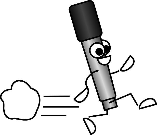 Microphone, Sound, Running, Speed, Comic, Funny - Mic Running (640x551), Png Download