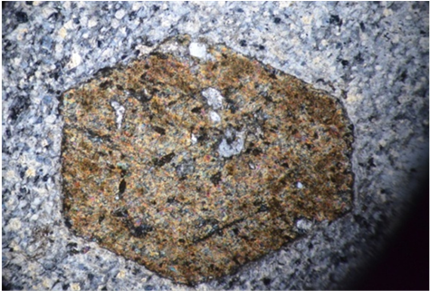 Amphibole Phenocrysts In Dacite (xpl) - Millimetre (903x320), Png Download