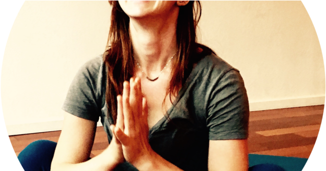 Luca Prayer Circle Crop - Girl (684x342), Png Download