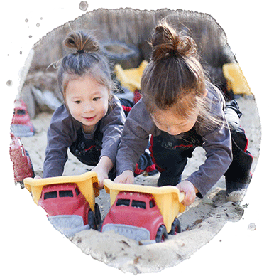 Children Playing In Sandbox - Twin (400x400), Png Download