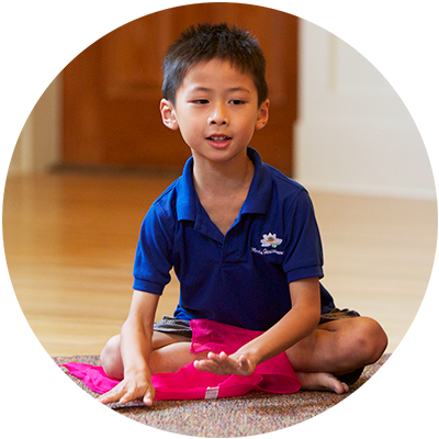 Big Kid Tapping Floor With Scarf In Class - Music (400x400), Png Download