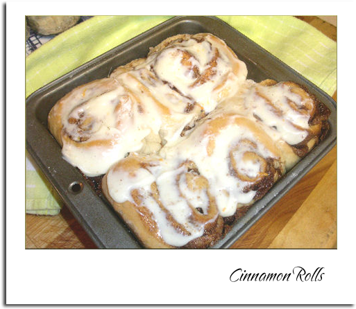 The First Cinnamon Roll Was Baked In Sweden Where Oct - Cinnamon Roll (571x519), Png Download