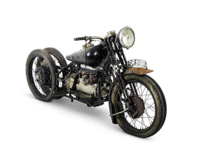 Brough Superior Two Rear Wheels (1100x488), Png Download