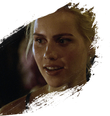 Claire Holt A 47 Metros - Claire Holt (367x386), Png Download