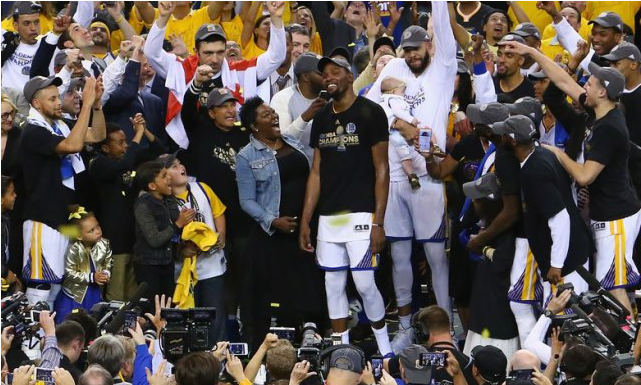 Golden State Warriors - 2017 2018 Golden State Warriors (1100x384), Png Download
