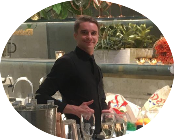 Bartender Services Qandb Bartending - Bartender (603x485), Png Download