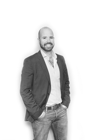 Quite The Linguist, Mario Speaks English, Spanish, - Gentleman (323x450), Png Download