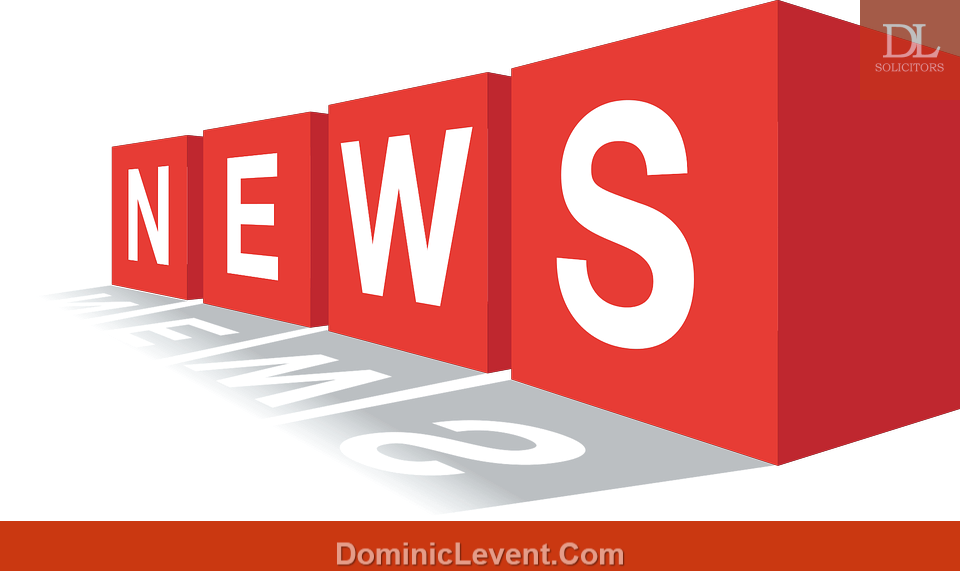 Fujifilm And Polaroid Begin Litigation Over Photo Borders - News (960x571), Png Download