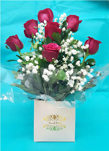 Happy Days 7 Rose Bouquet Box - Flower Bouquet (600x600), Png Download