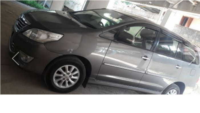 2012 Model Toyota Innova For Sale - Toyota Innova (700x500), Png Download