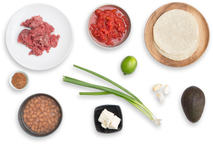 Beef & Pinto Bean Chili With Crispy Tortilla Strips, - Tableware (700x477), Png Download