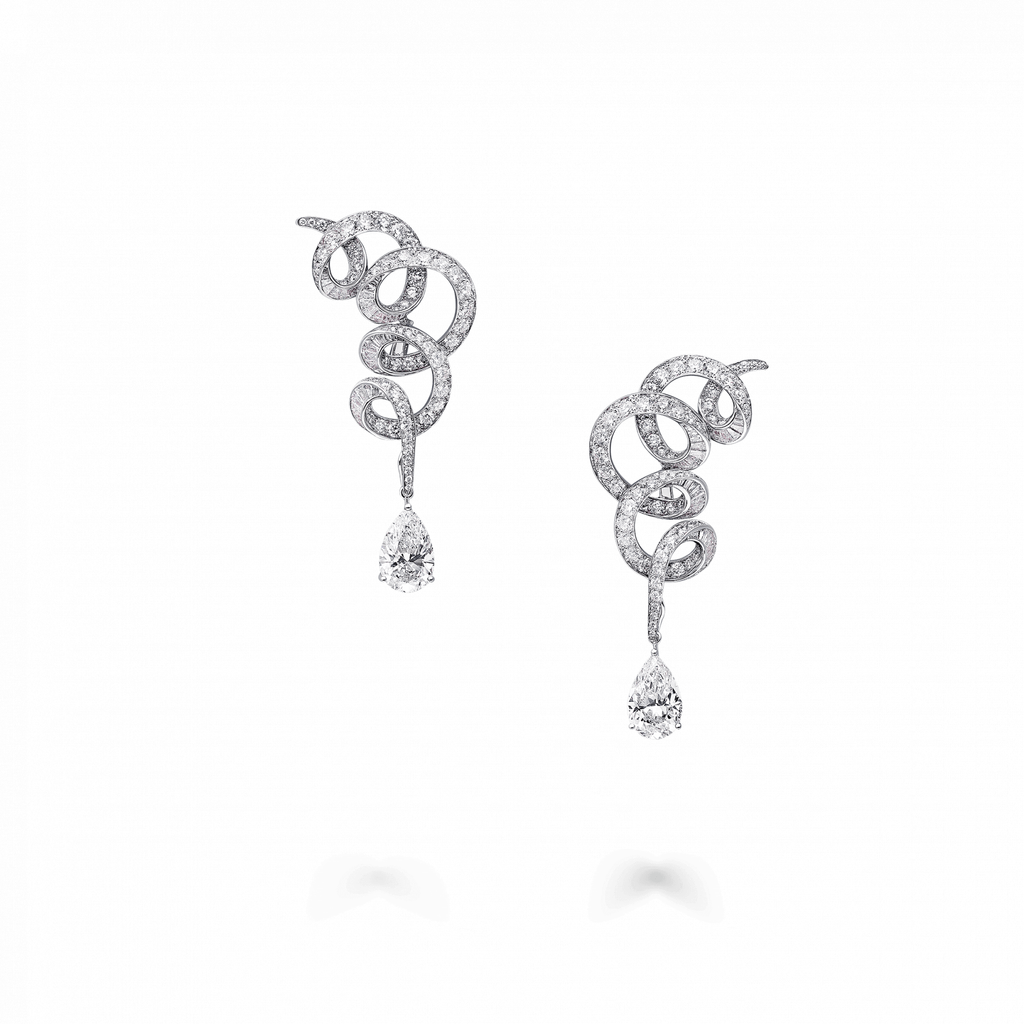 Diamond Earrings - Earring (2000x2000), Png Download