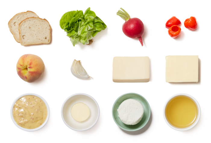 Peach & Pickled Pepper Grilled Cheese With Butter Lettuce - Salad (700x477), Png Download