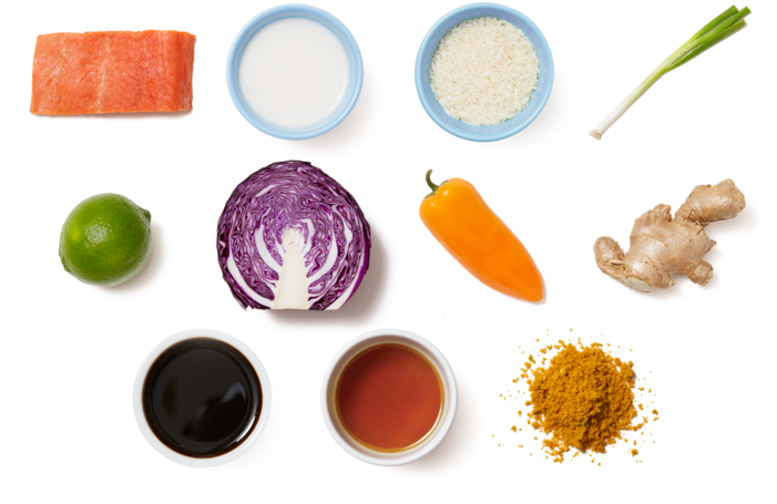 Coconut & Vadouvan Salmon With Cabbage & Sweet Pepper - Stir Frying (700x477), Png Download