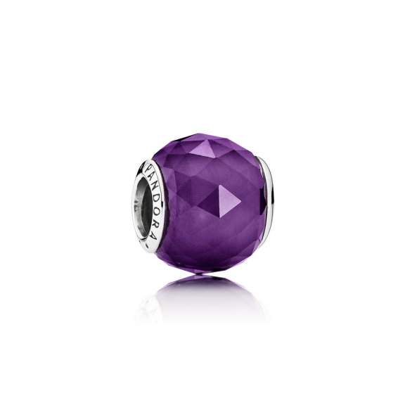 Pandora Geometric Facets Charm, Royal-purple Crystal - Charm Pandora 791722nrp - Charm Small Facets Royal (885x575), Png Download