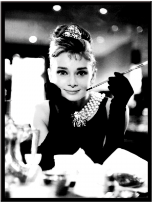 Audrey Hepburn Holly Golightly, Magnet 8×6 - Audrey Hepburn Breakfast At Tiffany's (500x500), Png Download