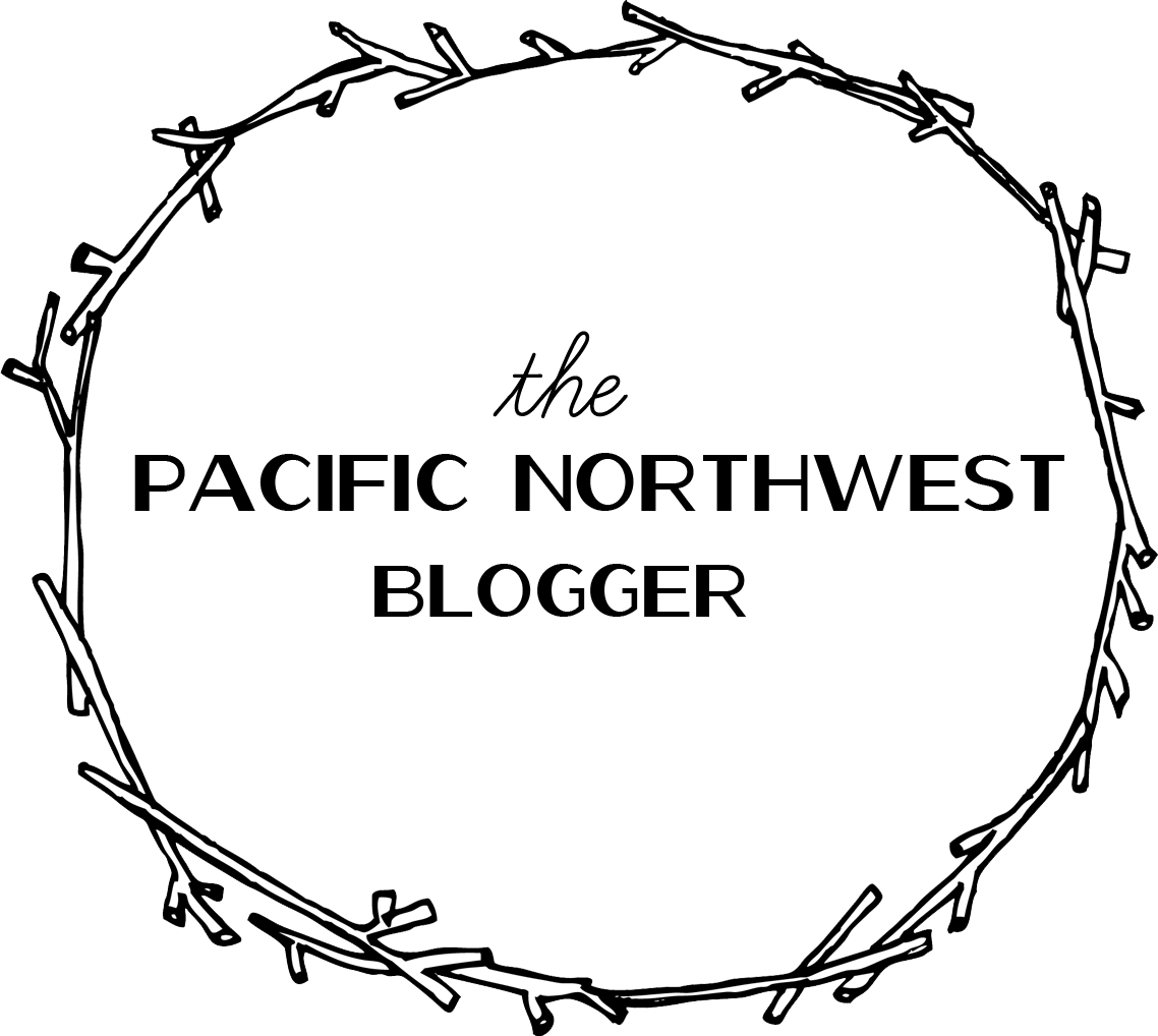 At 8am Pst - Holiday (1138x1018), Png Download