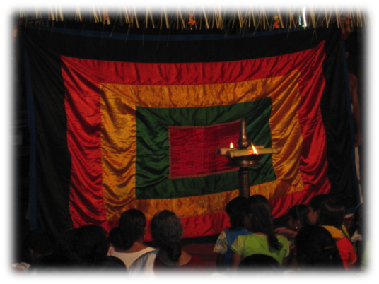 The Kottayam King Of North Kerala Wrote Four Magnificent - Stage (536x402), Png Download