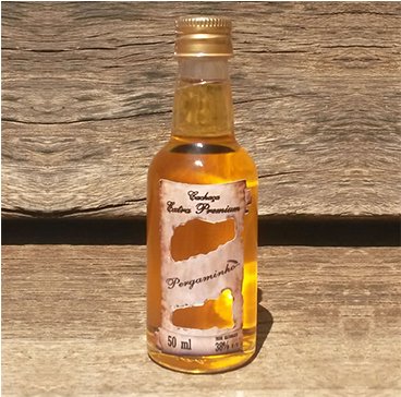 Cachaça Extra Premium - Cachaça Pergaminho Extra Premium 50ml (500x400), Png Download
