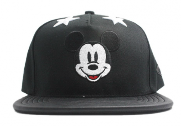 Snapback Macbeth (600x860), Png Download