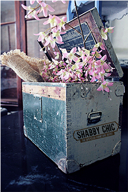 Bric A Brac - Bric-à-brac (600x375), Png Download