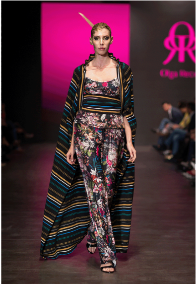 Runway (500x563), Png Download