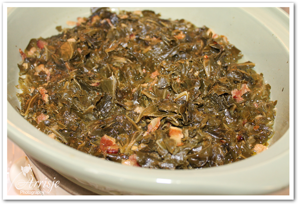 Collards, Also Called Collard Greens Or Borekale , - Eating (648x438), Png Download