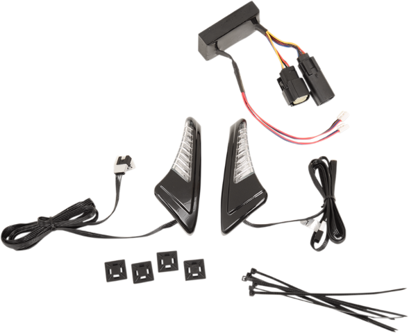 Ciro Led Black Motorcycle Tour Pak Snake Eyes Smoked - Serial Cable (589x480), Png Download