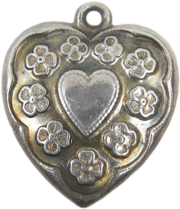 Sold Repousse Heart And Shamrocks Vintage 1940s Sterling - Locket (800x800), Png Download