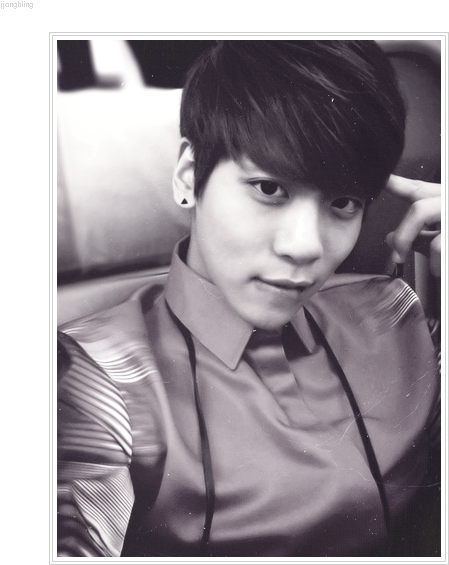 Shinee, Jjongie Kim Jonghyun, And Jjong's Selca Image - Snapshot (500x600), Png Download