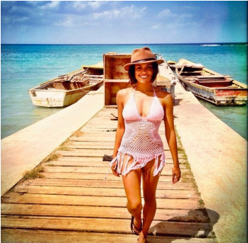 Celebs Share Their Summer Getaways - The Vampire Diaries (608x342), Png Download