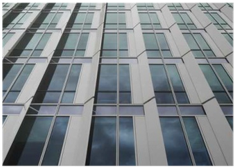 Modern Business Building With Blue Windows And Reflection - Skyscraper (400x400), Png Download