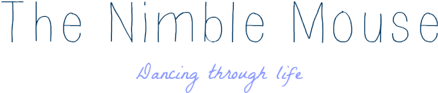 The Nimble Mouse - Feilai Feiqu (1000x370), Png Download