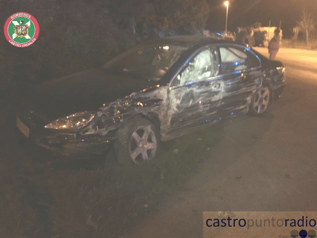 Accidente Carretera Sámano-vallegón - Peugeot 206 (1024x768), Png Download