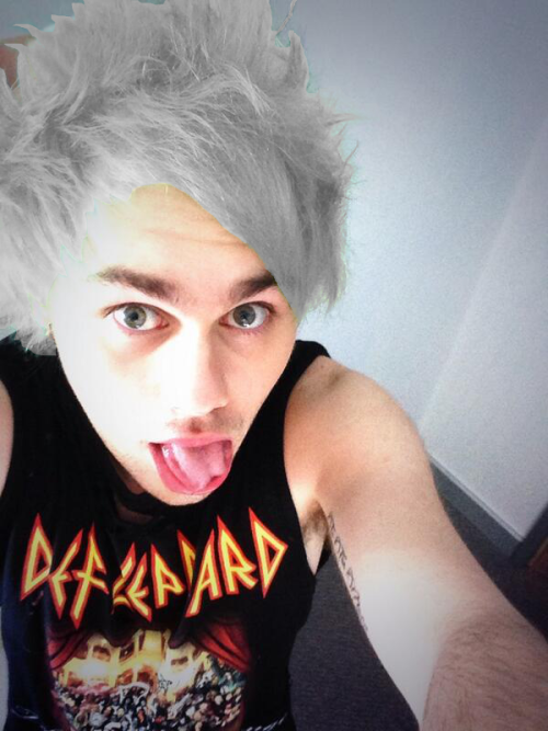 Michael Clifford From 5sos With Hair That Matches Your - Michael Clifford Colored Hair (500x667), Png Download