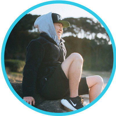 Kazuya Senoo - Sitting (400x400), Png Download