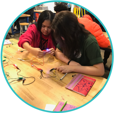 "we Run Circuit Workshops Using A Variety Of Teknikio - Play (480x365), Png Download