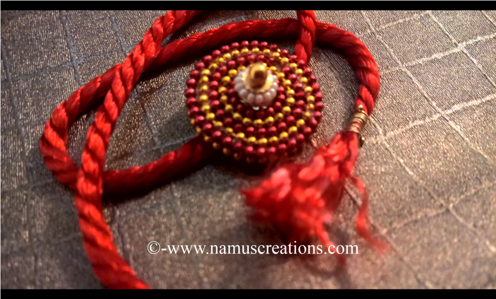 Red And Golden Boll Chain Combination Rakhi Rakhi - Red (1000x1000), Png Download