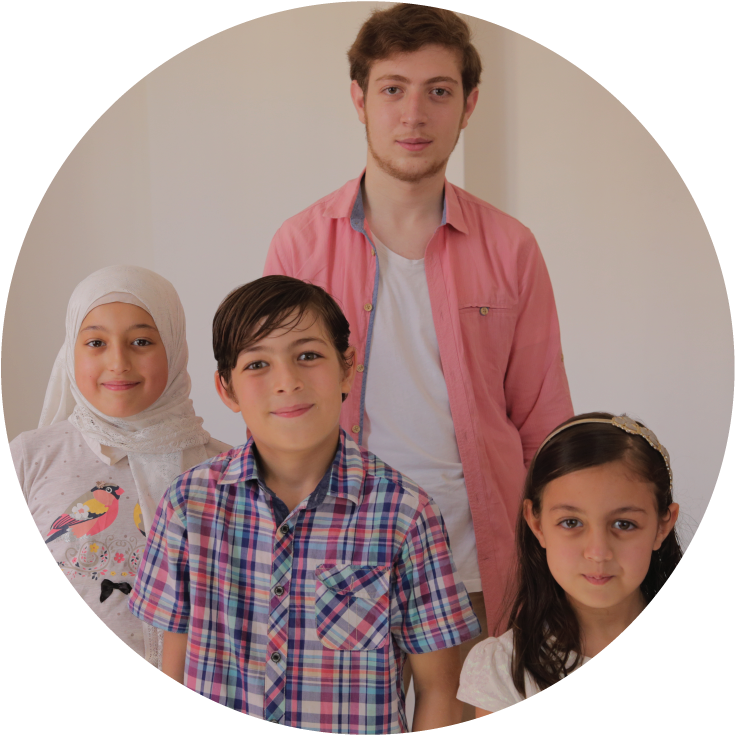 Family 91-02 - Family (906x901), Png Download