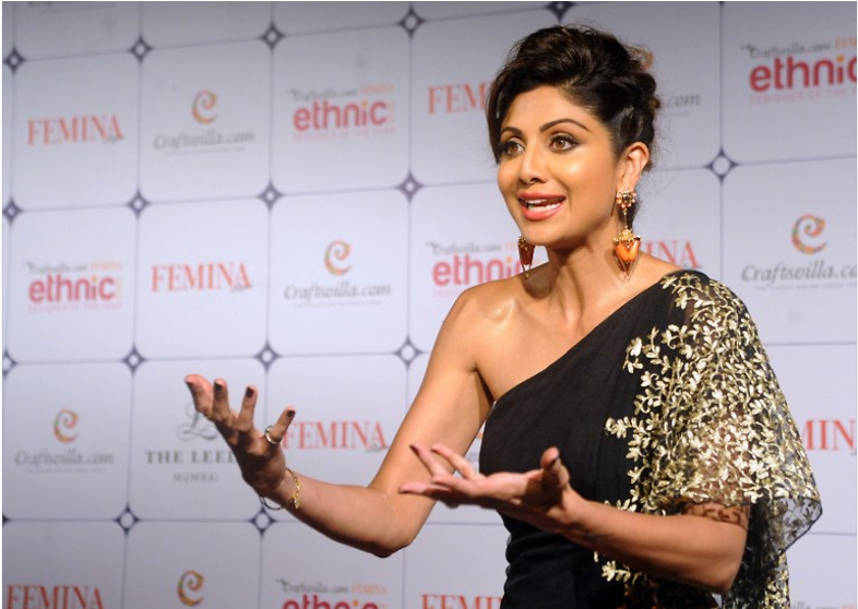 Bollywood Star's Literary Faux Pas Sparks Twitter Meme - Mumbai (991x557), Png Download