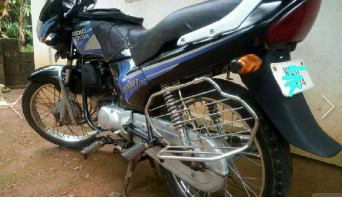 Hero Honda Calicut, Hero Honda Passion 2006 Model For - Moped (700x500), Png Download